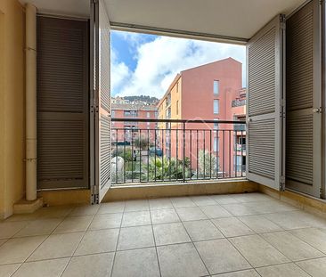 À louer / Appartement 3 pièces à Grasse / 1280 € CC, - Photo 3