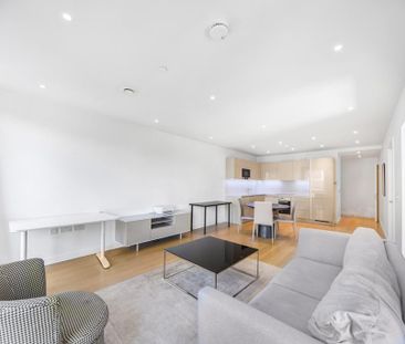 2 bedroom flat to rent - Photo 2