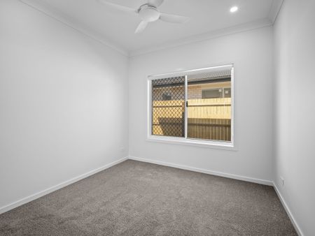 10 Furphy Street, Walloon QLD 4306 - House For Rent | Domain - Photo 3