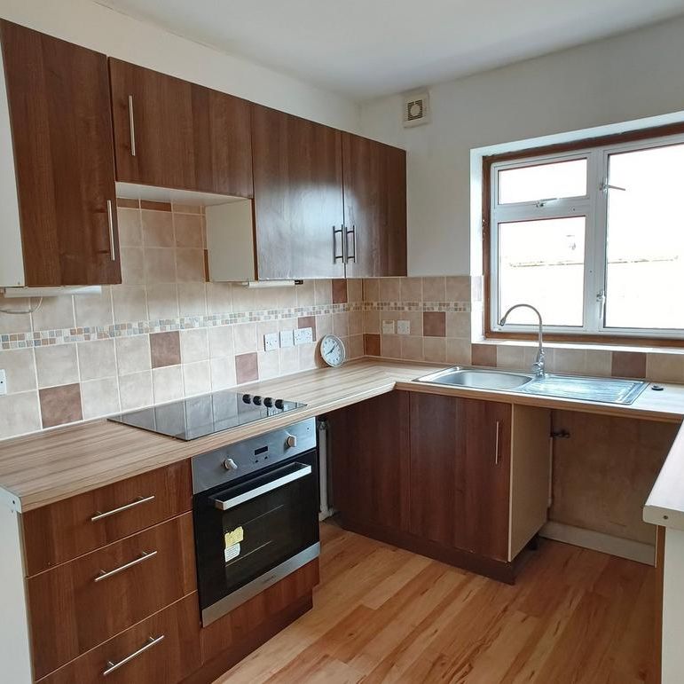 2 bedroom semi-detached bungalow to rent - Photo 1