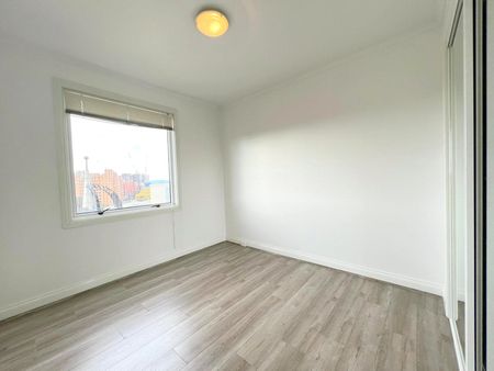 121/33 La Trobe Street - Photo 3