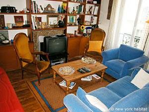 Logement à Paris, Location meublée - Photo 3