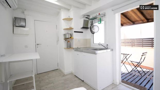 Studio apartment with AC and huge terrace for rent in El Born - Foto 1