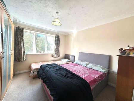 Winslet Place, Oxford Road, Reading, Berkshire, RG30 - Photo 3