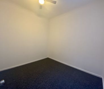 Neat Two Bedroom Unit in CBD Location! - Photo 4