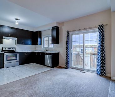 For Lease - 67 Daniele Crescent, Bradford West Gwillimbury, Ontario - Photo 4