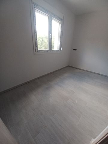 Μεζονέτα για ενοικίαση Παλαιόκαστρο (Ωραιόκαστρο) - Φωτογραφία 2