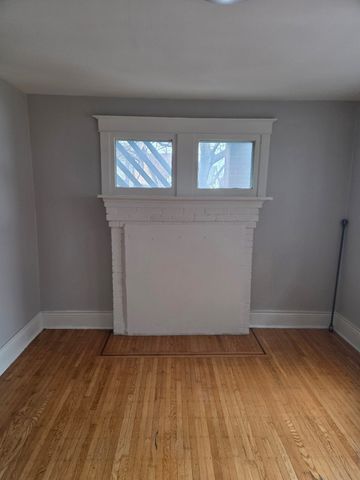 For Lease - 985 Main Street Unit# 5, Hamilton, Ontario - Photo 4