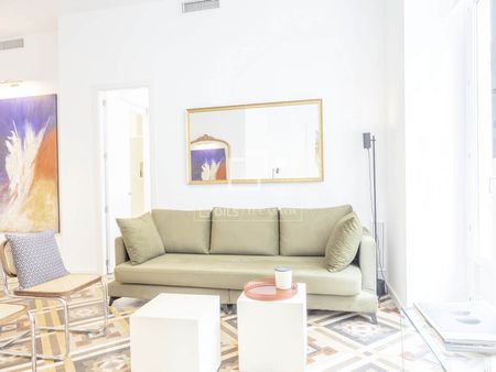 Excellent 3 Bedroom apartment for rent in La Seu, Valencia - Photo 3