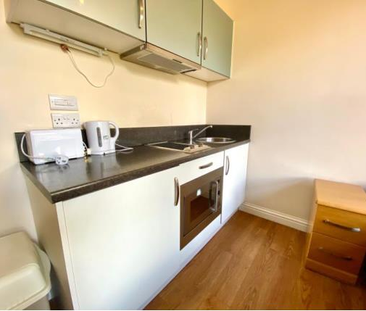 Highfields Road, Huddersfield - Photo 4 | Rentumo
