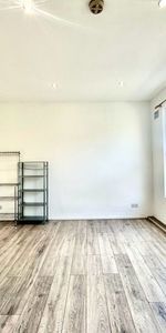 Studio Flat, Brockley Road, SE4 - Photo 4