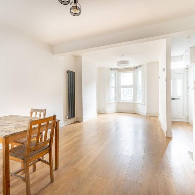 2 bedroom house to rent - Photo 1