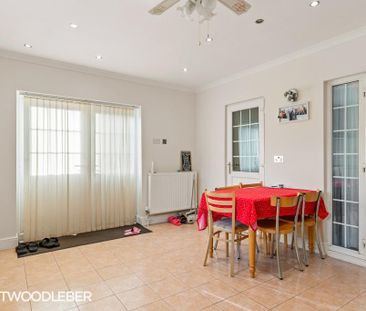 3 bedroom semi-detached house to rent - Photo 4