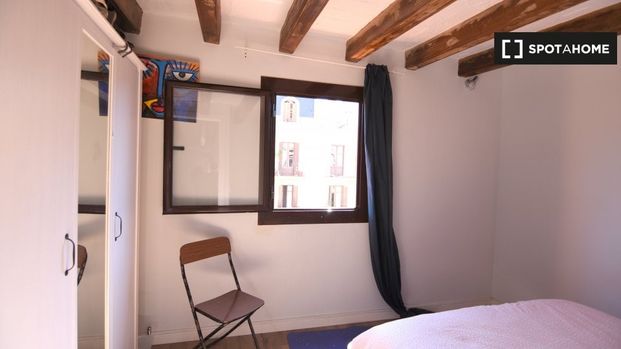 barcelona, Catalonia 08015 - Photo 1