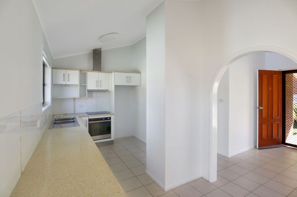 Renovated and close to the CBD! - Photo 1