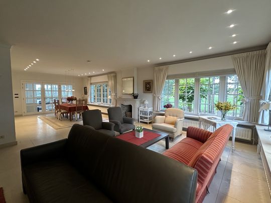 Zeer rustig gelegen villa op royaal perceel - Photo 1