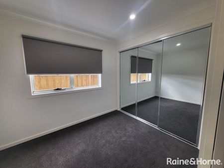 19 Grazing Road, Weir Views, VIC 3338 - Photo 4