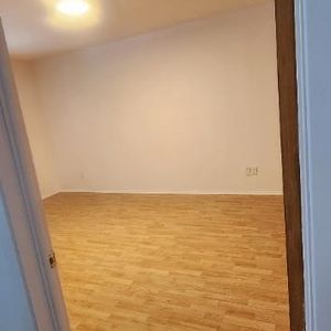 Repentigny, Grande 5 1/2 à louer - Photo 2
