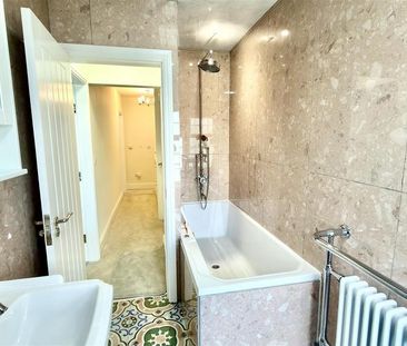 3 bedroom semi-detached house to rent - Photo 6