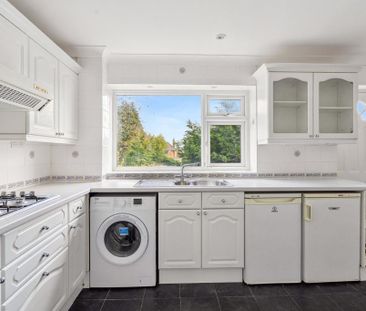 2 bedroom maisonette to rent - Photo 2