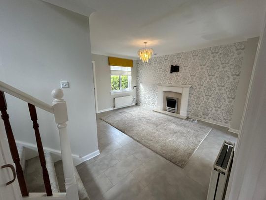 4 bedroom detached house to rent - Photo 1