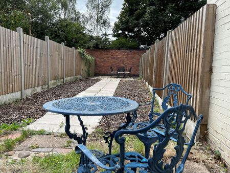 2 bedroom house to rent - Photo 4