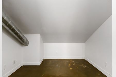 For Lease - 201 Carlaw Avenue Unit# 255, Toronto, Ontario - Photo 3