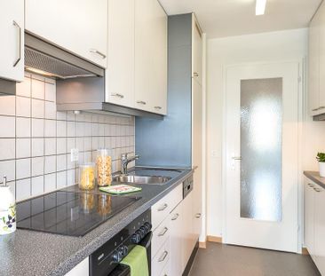 Familienfreundliche Wohnung mit idealen Verkehrsanbindungen sucht Sie. - Photo 1