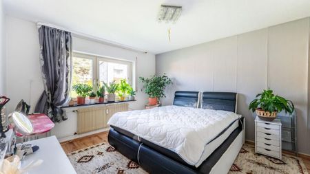 Charmante 4-Zimmer-Wohnung mit Balkon ins Grüne – ideal für Paare, Familien oder Homeoffice! - Photo 3