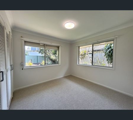 90 Taylor Avenue, Golden Beach, Qld 4551 - Photo 2