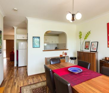 Your Golden Grove Hideaway - Comfort Awaits ✨ - Photo 1