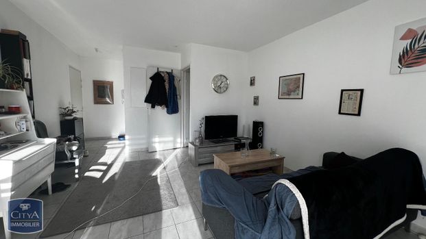 Location Appartement 3 pièces 54m² MONTFAVET 84140 - Photo 1