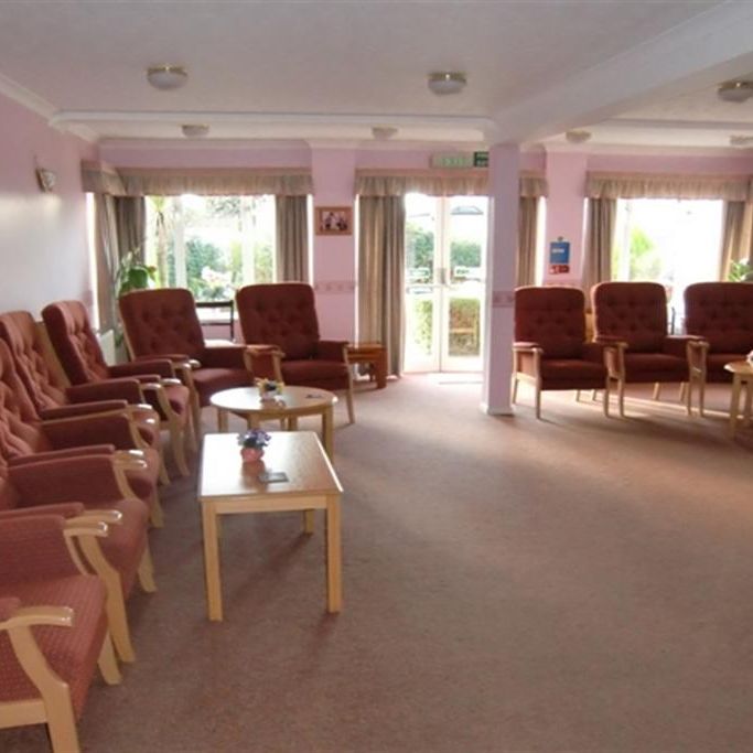 1 bedroom retirement property to rent - Photo 1