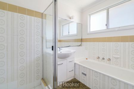 Three Bedroom Home - Photo 5