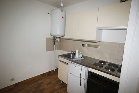 À LOUER – T2 de 40 m², Rue des Arts, Lille-Centre réf 240-001-GLI - Photo 5