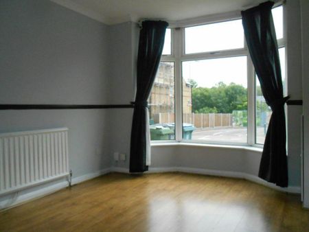 2 bedroom house to rent - Photo 2