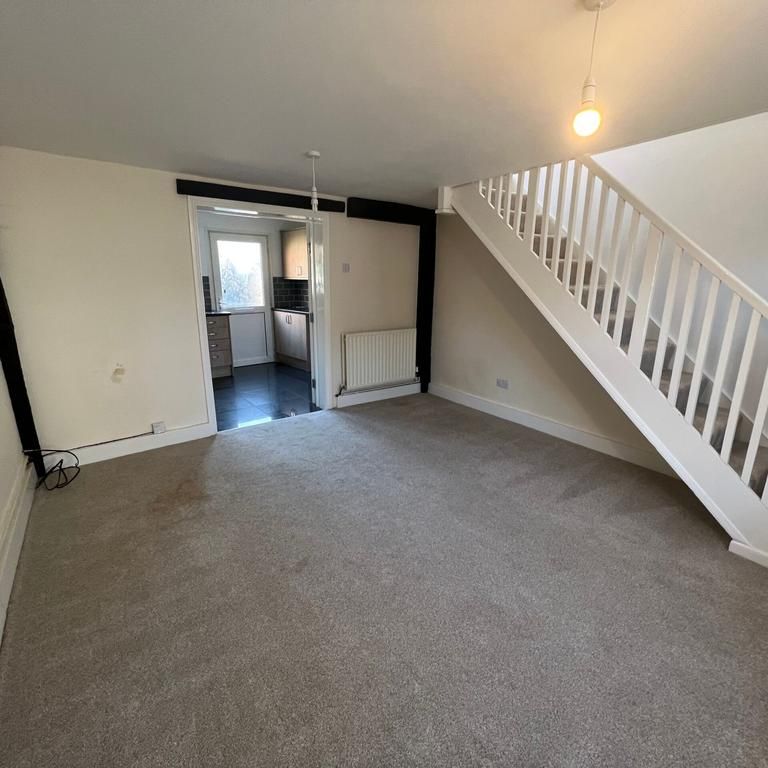 2 bedroom house to rent - Photo 1