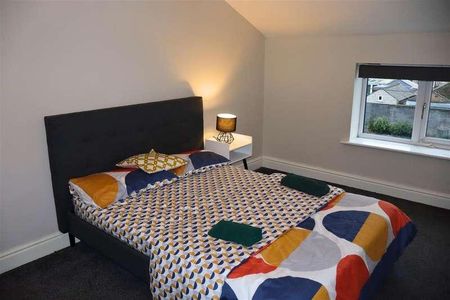 Derby Lane, Liverpool, L13 - Photo 3