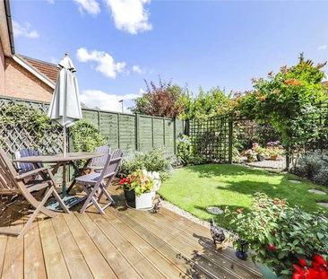 Winterbourne Walk, Frimley, Camberley, Surrey, GU16 - Photo 2