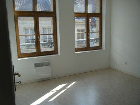 Location Appartement 3 pièces 57m² ST OMER 62500 - Photo 5