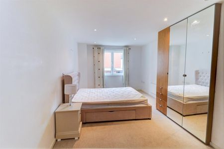 2 BED Apartment To rent - Photo 3