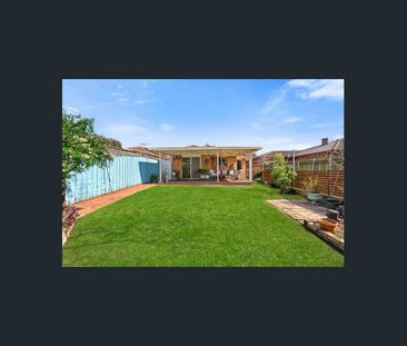 Low-Maintenance Living in a Quiet, Family-Friendly Pocket - Photo 3