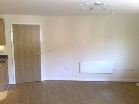 Lanadron Close, Isleworth, TW7 - Photo 5