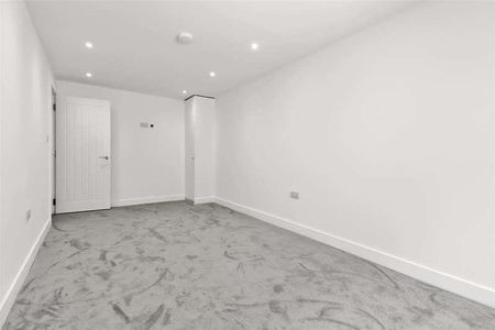 Tudor Court, Ferringham Lane, Ferring, Worthing, BN12 - Photo 5