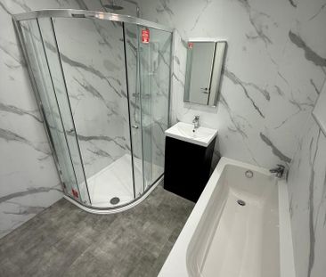 3 bedroom semi-detached house to rent - Photo 6