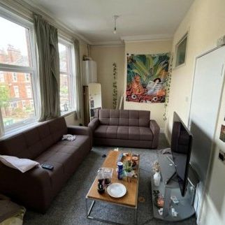 Student Accommodation Leeds - Photo 1