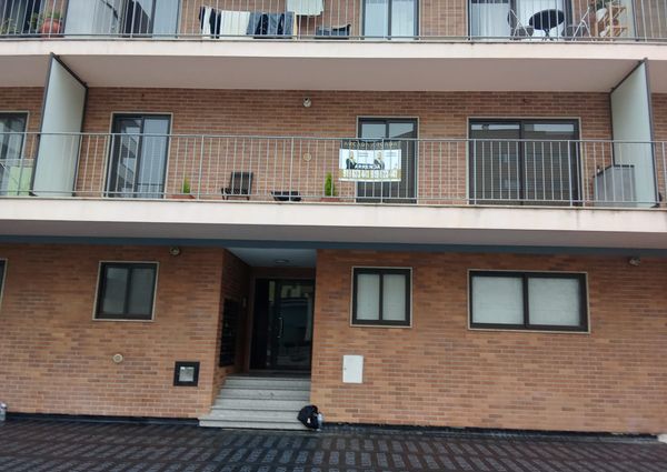 Apartamento T1 mobilado e equipado com garagem fechada. Glicínias!