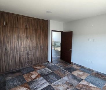 Se renta amplia casa en col. Lomas de Agua Caliente 6ta Sección, Ti... - Photo 4