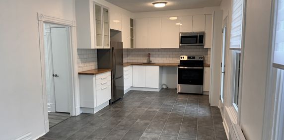 5 1/2 Canal Lachine - 3e étage- Rénové - Photo 2