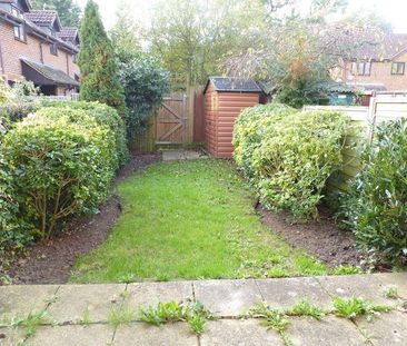 2 bedroom terraced house to rent - Photo 4